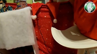 Santa'S Wife Provides A Handjob For Him