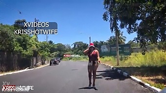Kriss And Noel'S Christmas Special: Nude Display In Salvador Traffic